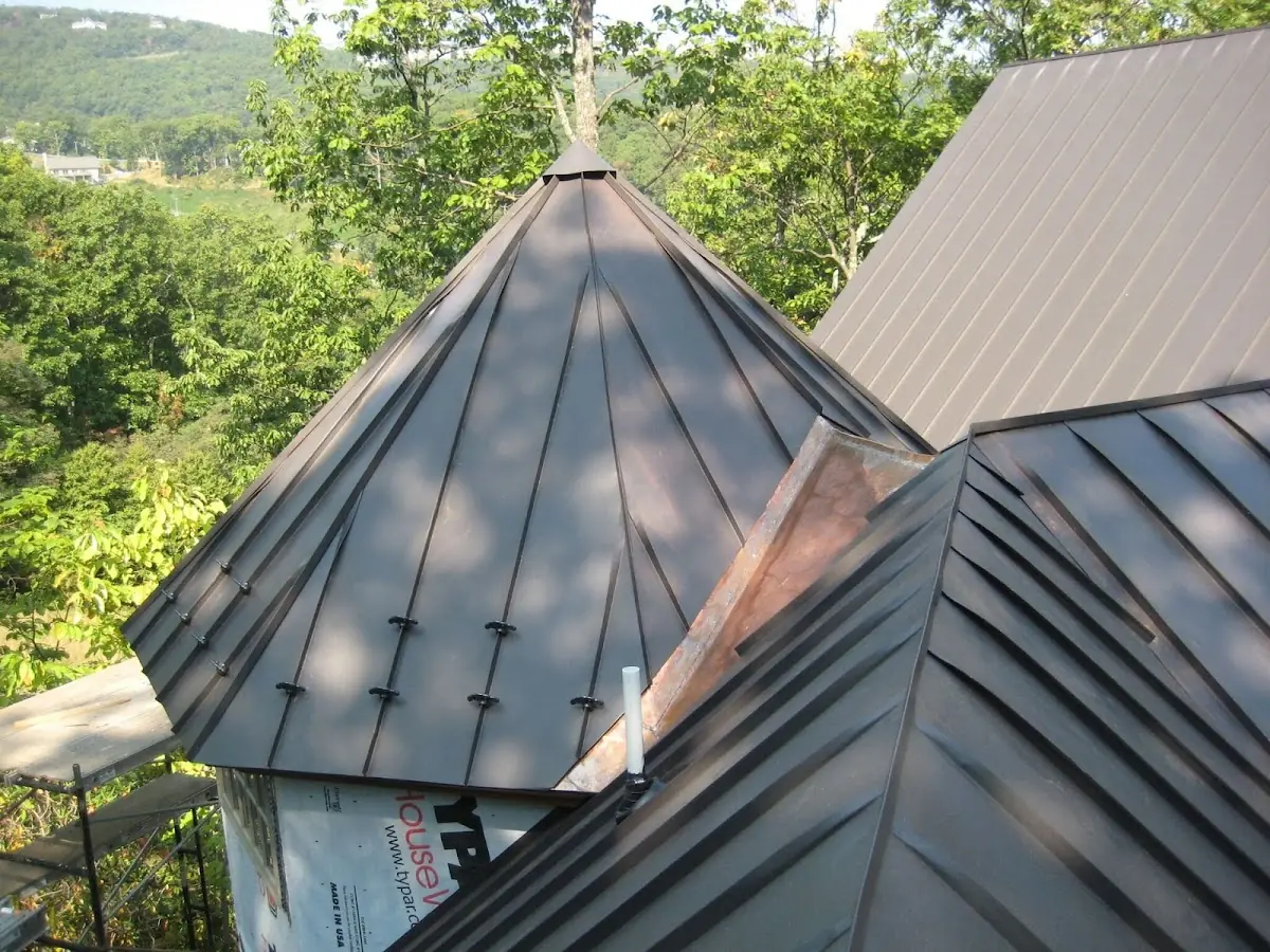 Professional Gutter Cleaning by Craftsman Roofing in Downtown Compton